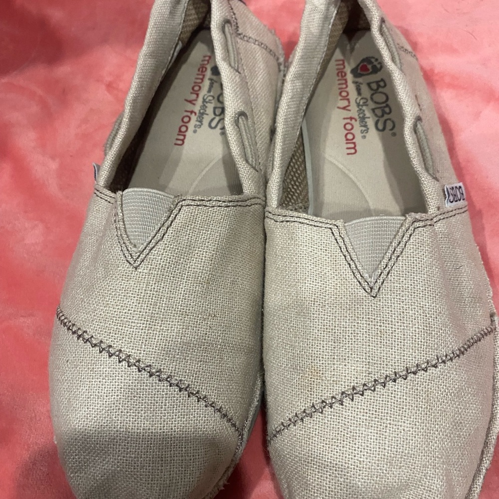 Women’s Bob’s Size 7